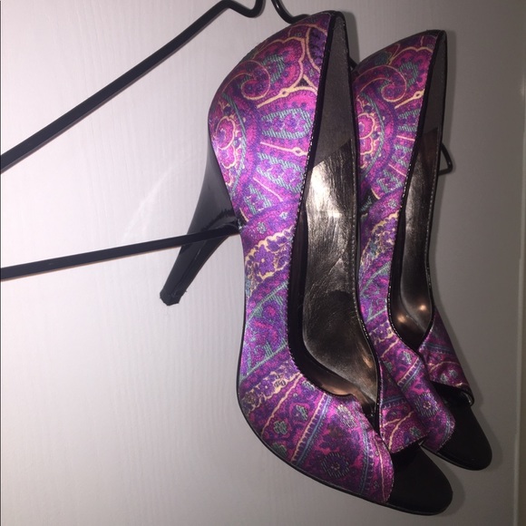 Paisley Carlos Santana heels - Picture 2 of 4
